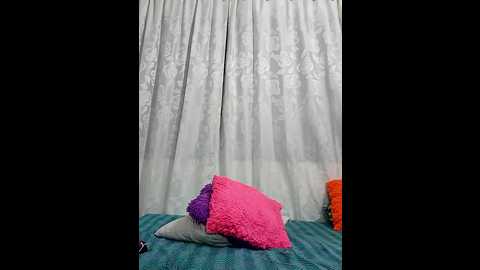 Media: zamara_milf Stripchat 2024-10-05 01:15:00