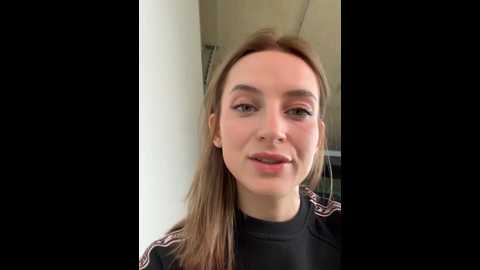 Media: _angelari_ Stripchat 2024-10-06 10:56:00