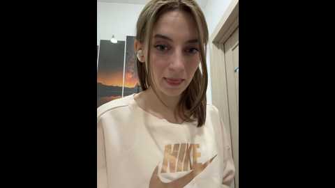Media: _angelari_ Stripchat 2024-10-06 18:44:00