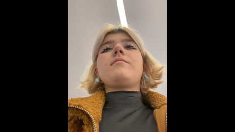 Media: baby__naughty Stripchat 2024-10-06 14:30:00