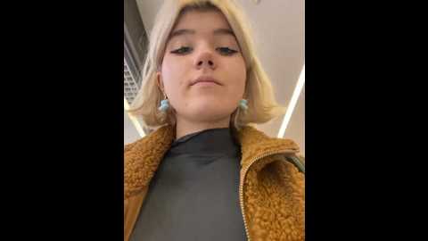 Media: baby__naughty Stripchat 2024-10-06 14:57:00
