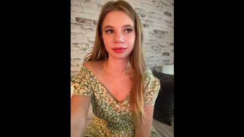 Media: bella_suns Stripchat 2024-10-06 04:34:00