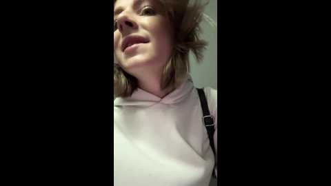 Media: caseystar Stripchat 2024-10-06 05:45:00