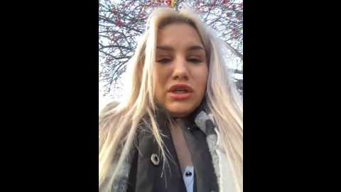 Media: charming_evaa Stripchat 2024-10-06 09:11:00