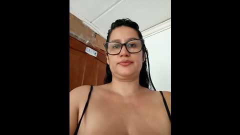Media: keilymadam Stripchat 2024-10-06 14:37:00