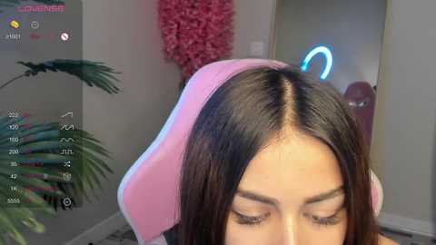 Media: kiramuamaar Stripchat 2024-10-06 11:27:00