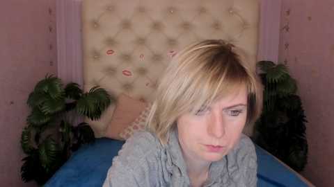 Media: lena_paulles Stripchat 2024-10-06 11:18:00