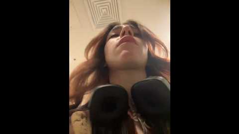 Media: lily__belle Stripchat 2024-10-06 14:22:00