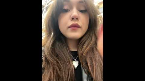 Media: peachy_dream Stripchat 2024-10-06 22:44:00