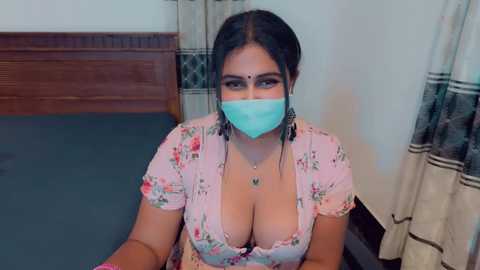 Media: sony_cam Stripchat 2024-10-06 18:46:00