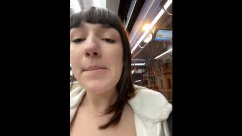 Media: sophie_avory Stripchat 2024-10-06 15:35:00