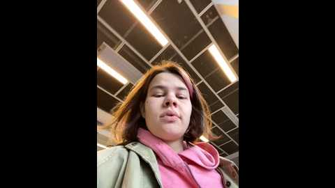 Media: suziemurray Stripchat 2024-10-06 08:07:00