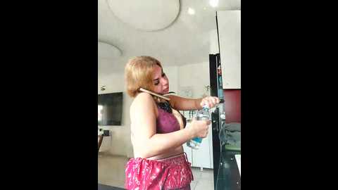Media: alisasex@xh Stripchat 2024-10-07 11:26:00