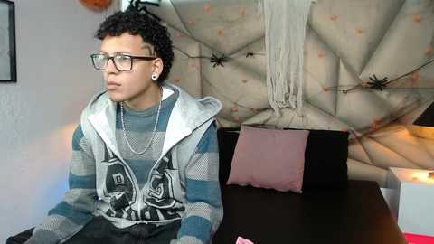 Media: bonny_bonss Stripchat 2024-10-07 03:12:00