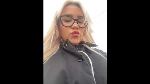 Media: charming_evaa Stripchat 2024-10-07 09:14:00