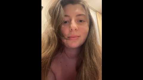 Media: curvyflawless Stripchat 2024-10-07 14:42:00
