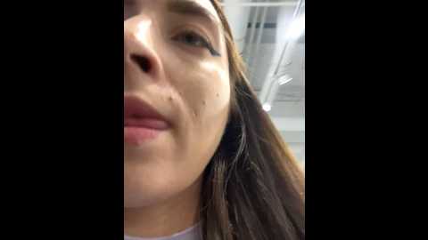 Media: holly_play Stripchat 2024-10-07 09:17:00