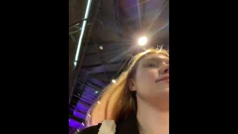 Media: honey___hot Stripchat 2024-10-07 18:52:00