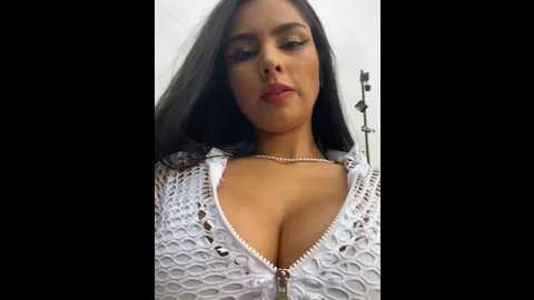 Media: maddy_rouse_ Stripchat 2024-10-07 21:26:00