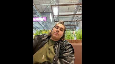 Media: suziemurray Stripchat 2024-10-07 11:11:00