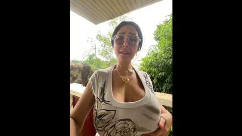 Media: sweetieme Stripchat 2024-10-07 02:19:00