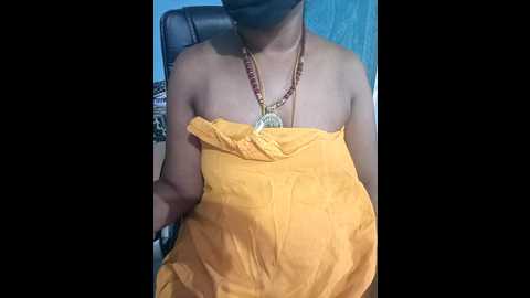 Media: tamil_hotwife Stripchat 2024-10-07 02:12:00