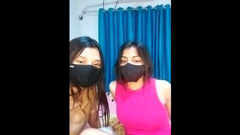 Media: tannu_tanya Stripchat 2024-10-07 19:27:00