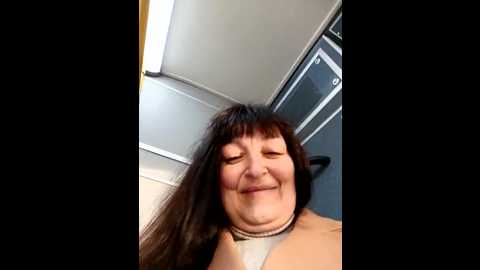 Media: women_pleasures Stripchat 2024-10-07 14:10:00