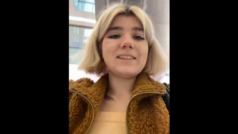 Media: baby__naughty Stripchat 2024-10-08 14:03:00