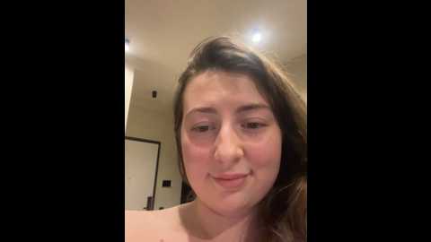 Media: curvyflawless Stripchat 2024-10-08 15:36:00