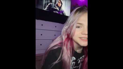 Media: cutiepiespanks Stripchat 2024-10-08 07:27:00