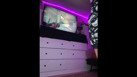 Media: cutiepiespanks Stripchat 2024-10-08 08:05:00