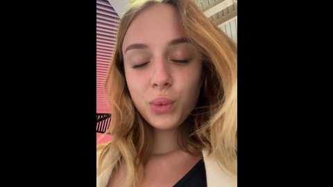 Media: enjoy_my_beauty Stripchat 2024-10-08 07:07:00