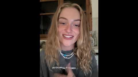 Media: goldloeckchen159 Stripchat 2024-10-08 18:14:00