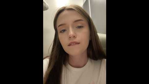 Media: jessi_meow Stripchat 2024-10-08 09:56:00
