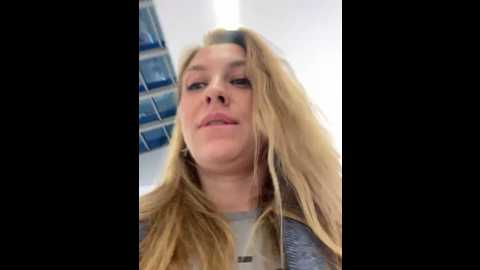 Media: sweet___emily Stripchat 2024-10-08 15:37:00