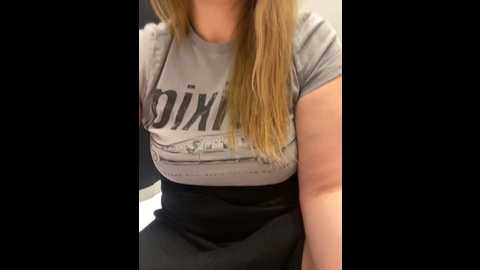 Media: sweet___emily Stripchat 2024-10-08 18:03:00