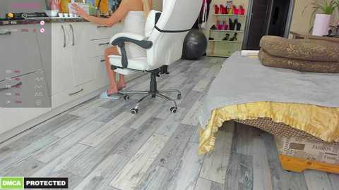 Media: tanyaandwinson Stripchat 2024-10-08 01:25:00