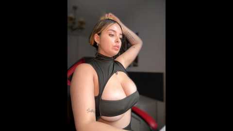 Media: alirawrz Stripchat 2024-10-09 13:47:00