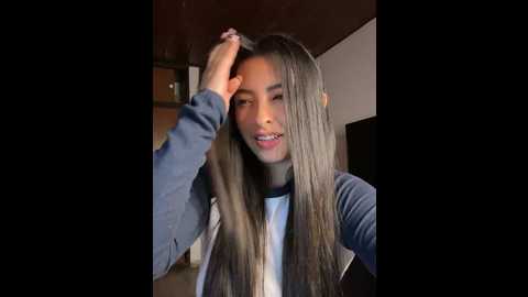 Media: amy_litt Stripchat 2024-10-09 06:42:00