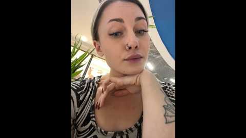 Media: baby_brownie Stripchat 2024-10-09 15:51:00