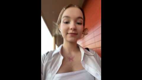 Media: baby_tiny Stripchat 2024-10-09 14:30:00