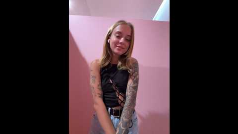 Media: enjoy_my_beauty Stripchat 2024-10-09 07:40:00