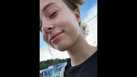 Media: enjoy_my_beauty Stripchat 2024-10-09 10:15:00