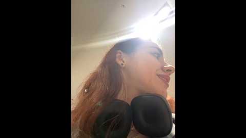 Media: lily__belle Stripchat 2024-10-09 13:05:00