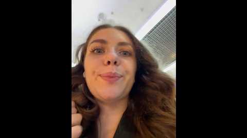 Media: mariid Stripchat 2024-10-09 07:35:00
