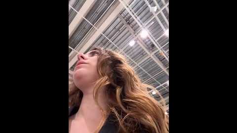 Media: mariid Stripchat 2024-10-09 08:53:00