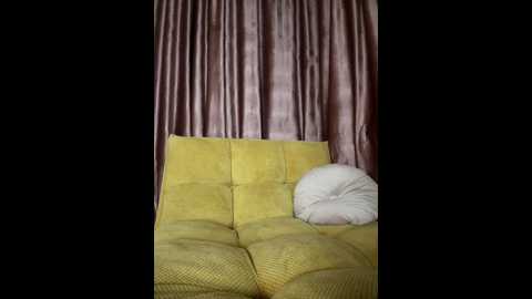 Media: quietnicole Stripchat 2024-10-09 03:34:00