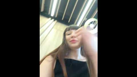 Media: sophie_avory Stripchat 2024-10-09 09:32:00