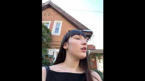 Media: sophie_avory Stripchat 2024-10-09 10:58:00